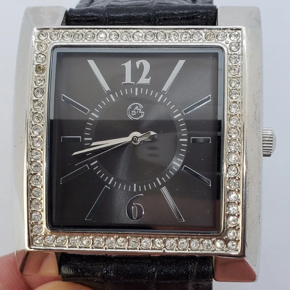 GEGRGE 38MM Women's Watch Crystal Bezel Black Leather Band Straps New Battery‎
